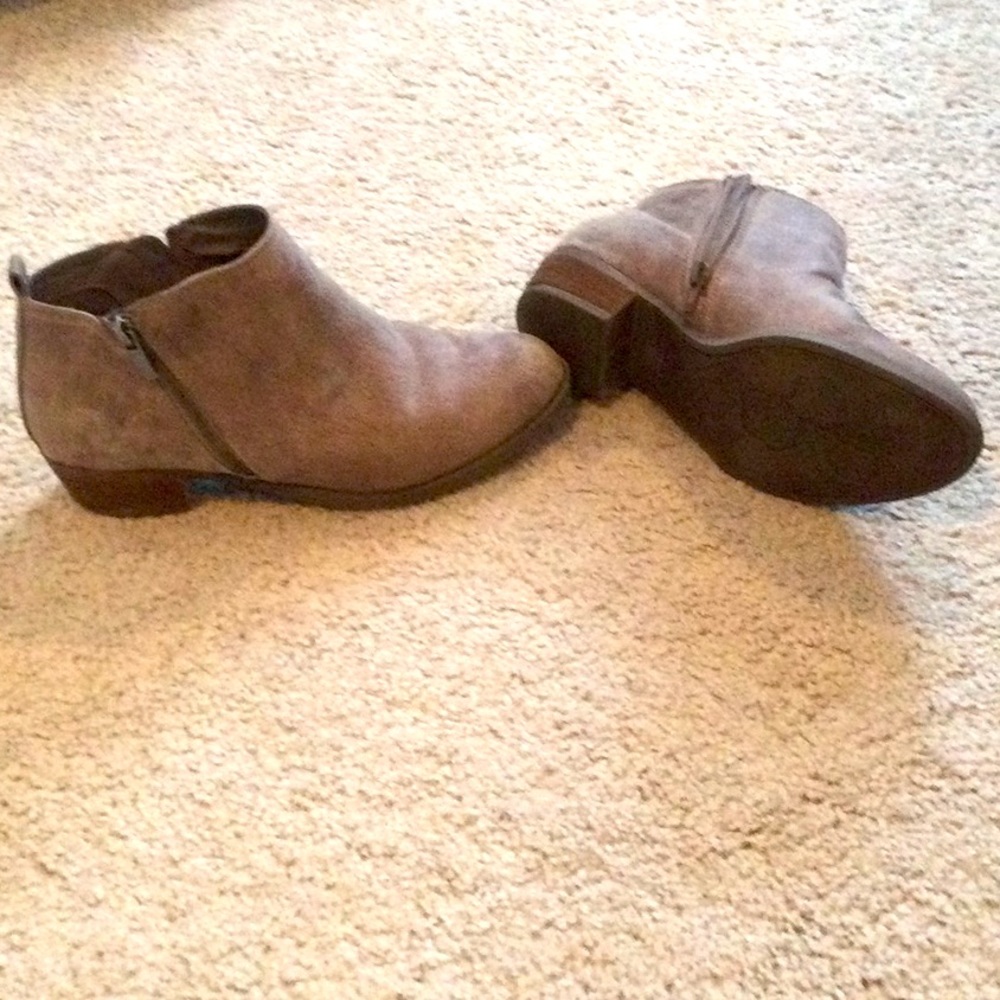 Carlos Ankle Boots Size 8 1/2